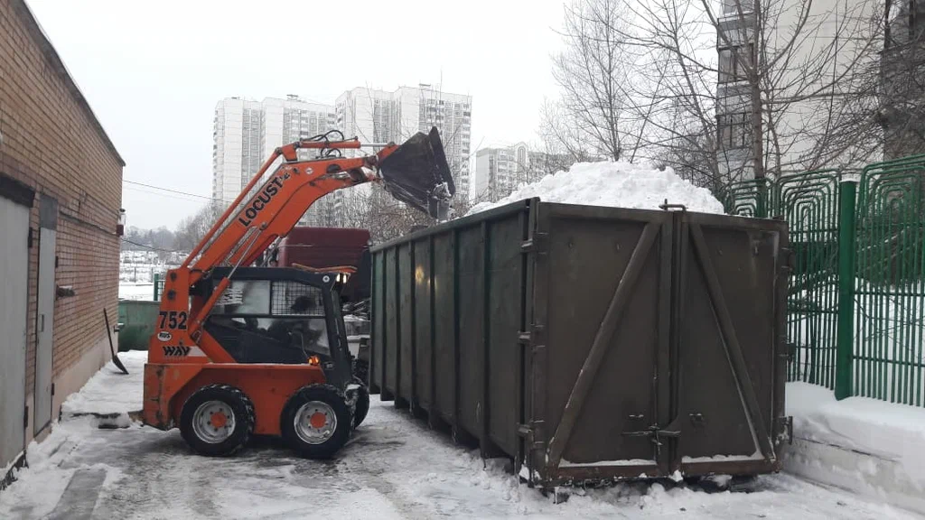 Вывоз снега контейнерами в Новошахтинске — цена от 3333 руб., заказать контейнер для снега в ПроМусор